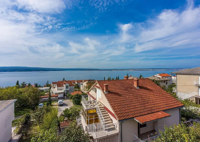 Charmantes Nur 650 Meter Zum Sandstrand Mit Zwei Privaten Balkonen Und Meerblick *